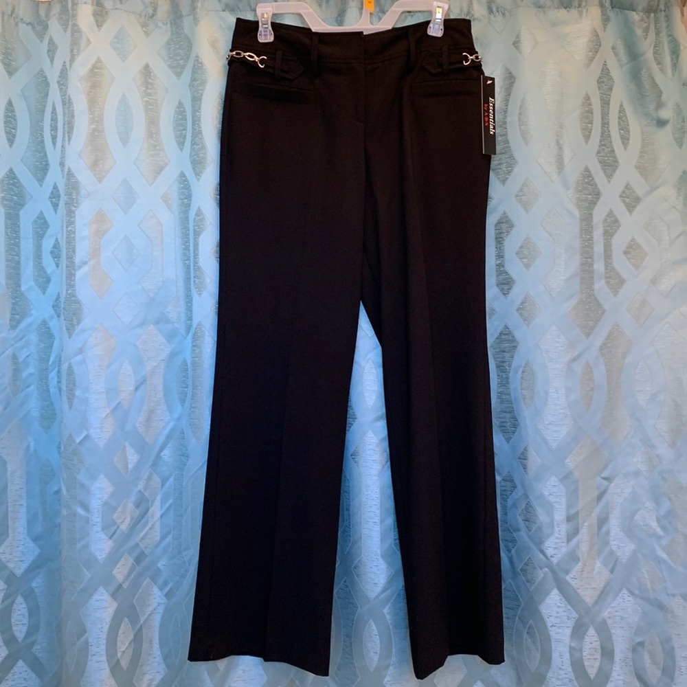Essentials by A.B.S black size 8 women’s pants, great fabric, zip and button